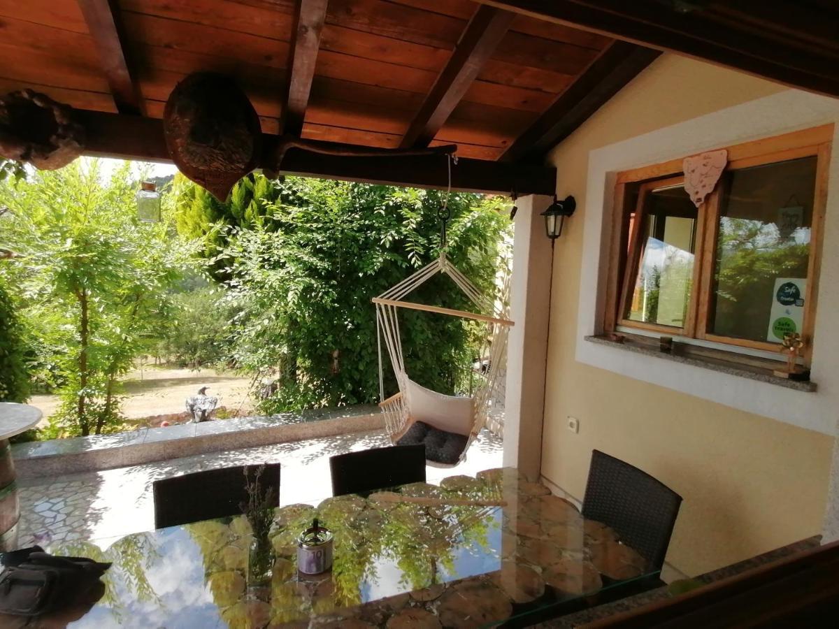 Holiday House Dol Cerovlje 외부 사진